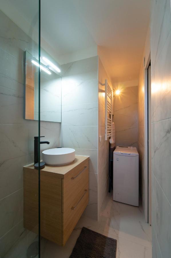Apartment Grand 3 Avec Clim Et Balcon Marseille